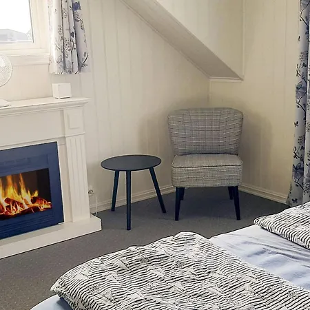 4 Person In Holiday home Borhaug